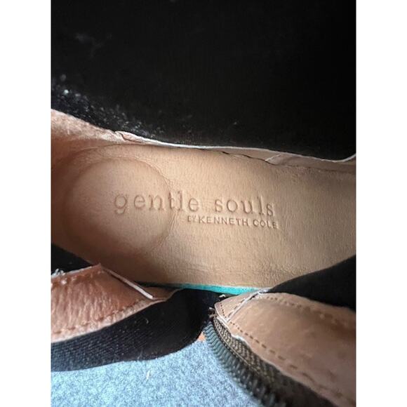 Gentle Souls By Kenneth Cole Everly Brown Suede Women Stretch Ankle Boots Size 7 - Picture 8 of 9